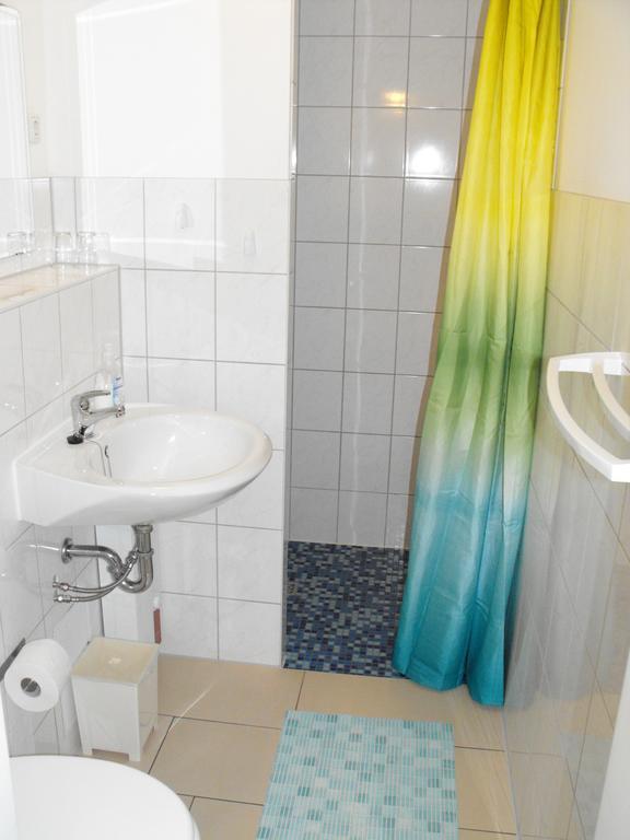 Pension Fürst Borwin Markgrafenheide Habitación foto